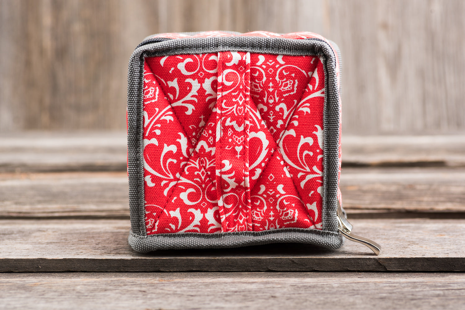 Medium Durable Red Damask Print Essential Oil Carrying Case