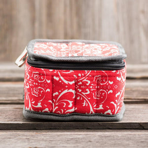 Medium Durable Red Damask Print Essential Oil Carrying Case