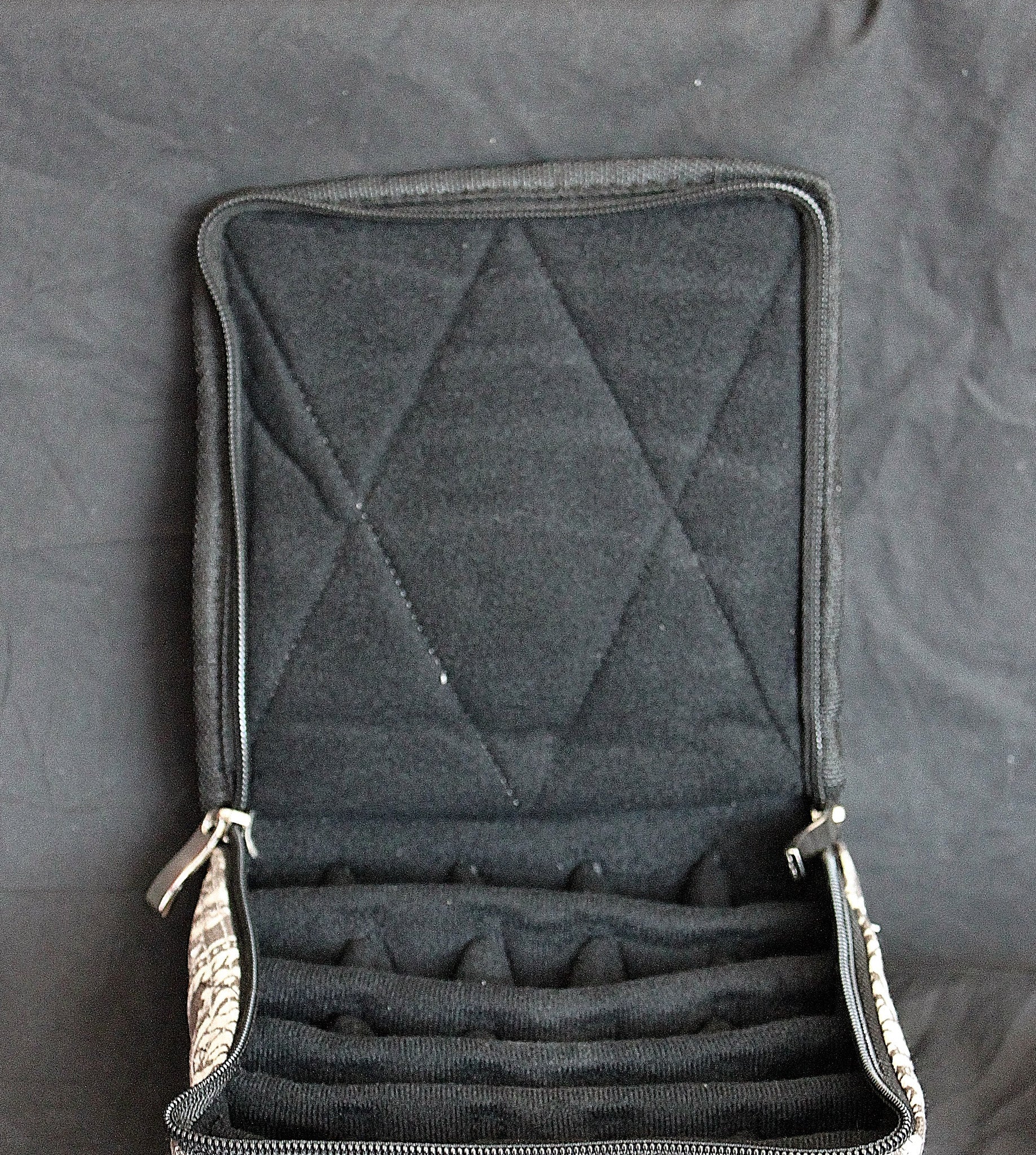 Large Durable Solid Black Essential Oil Carrying Case